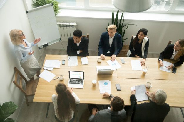 Створіть свою команду фахівців